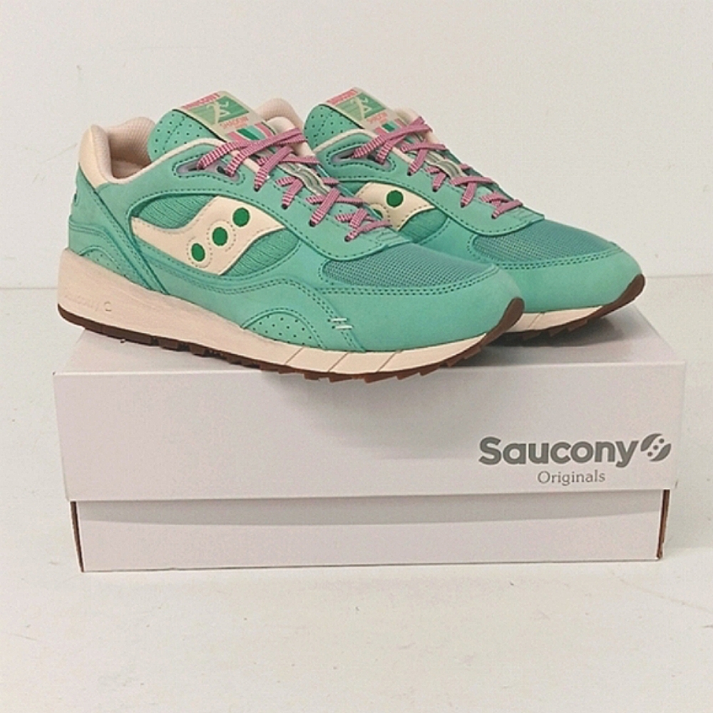 Saucony Women's Shadow 6000 Earth Citizen Low Top Sneakers - Aqua/White